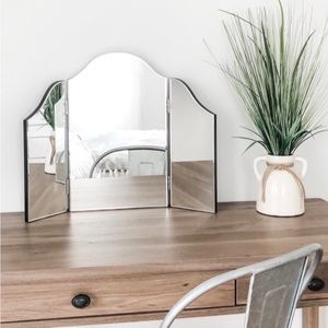 PB Teen Trifold Mirror